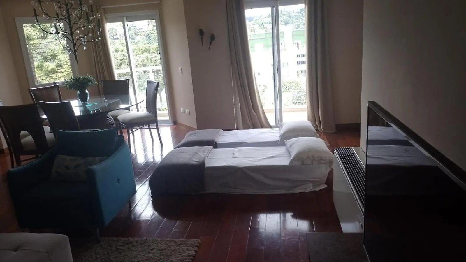 Apartamento Moderno No Capivari Morro Do Elefante contacts